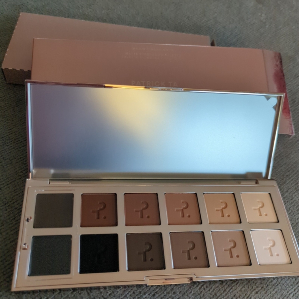 Patrick Ta Black and Brown Eyeshadow Palette Matte and Shimmer